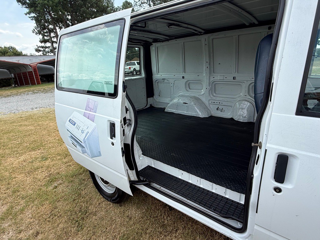 1998 Chevrolet Astro Image 3