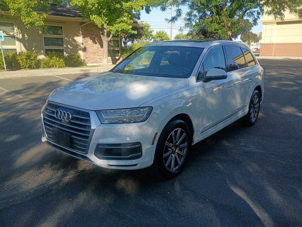 2017 Audi Q7 Premium Plus