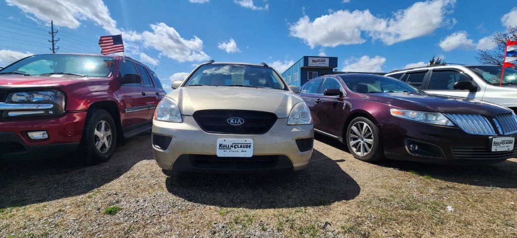 2008 Kia Rondo Image 6