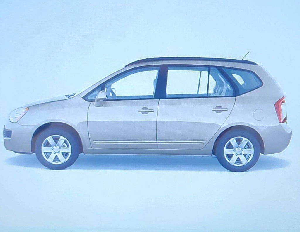 2008 Kia Rondo Image 30