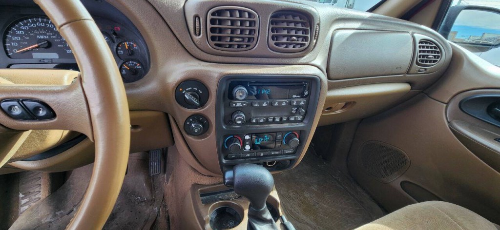 2002 Chevrolet Trailblazer Image 16