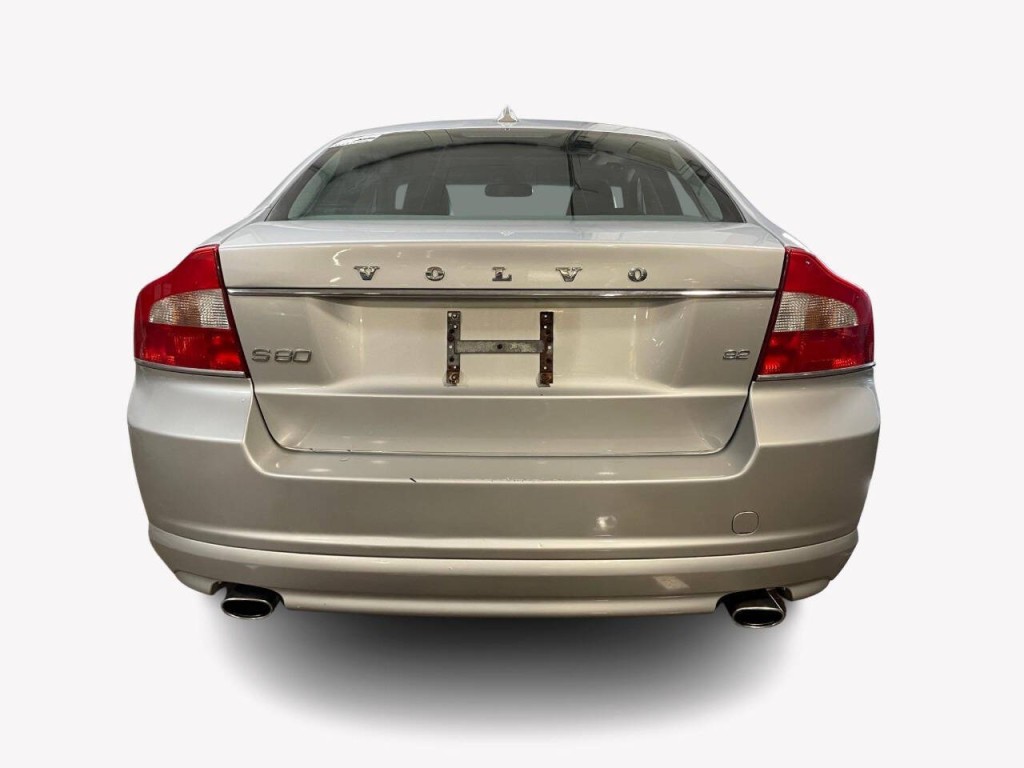 2010 Volvo S80 Image 16