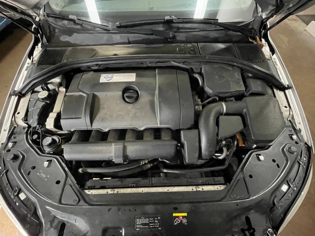 2010 Volvo S80 Image 38
