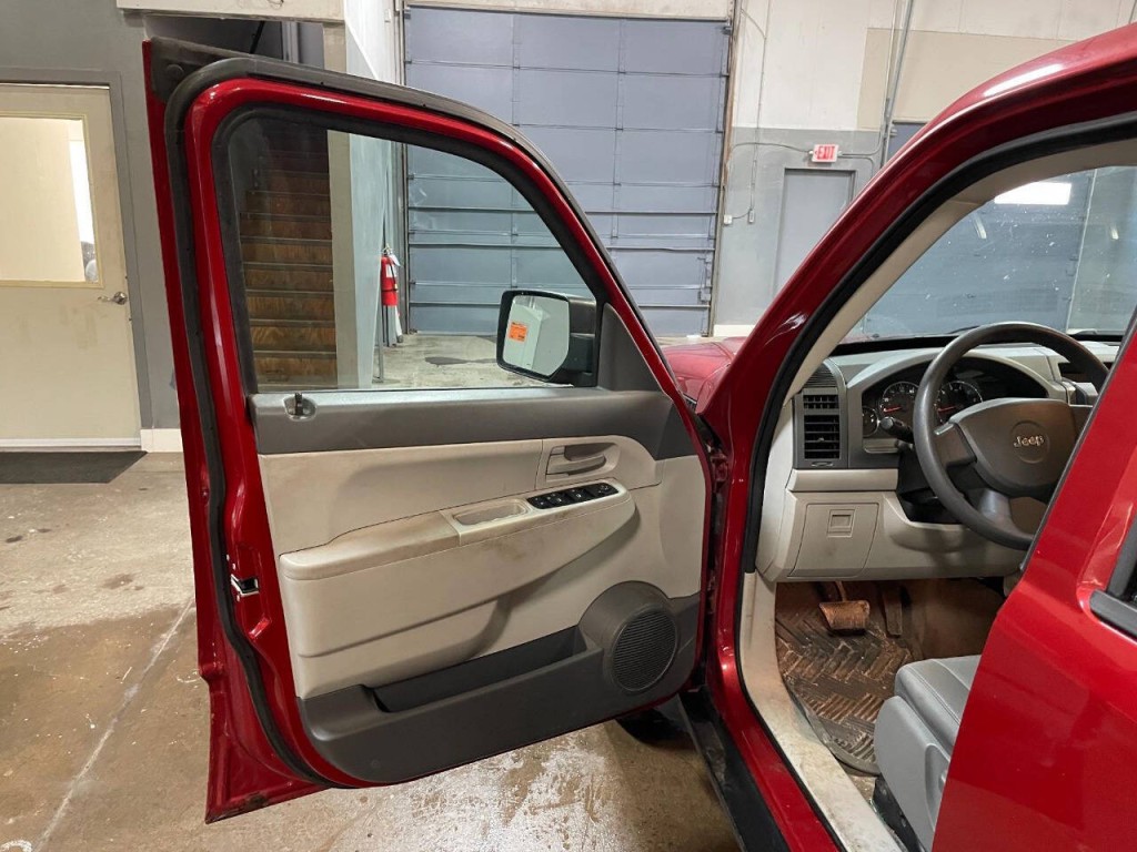 2008 Jeep Liberty Image 20