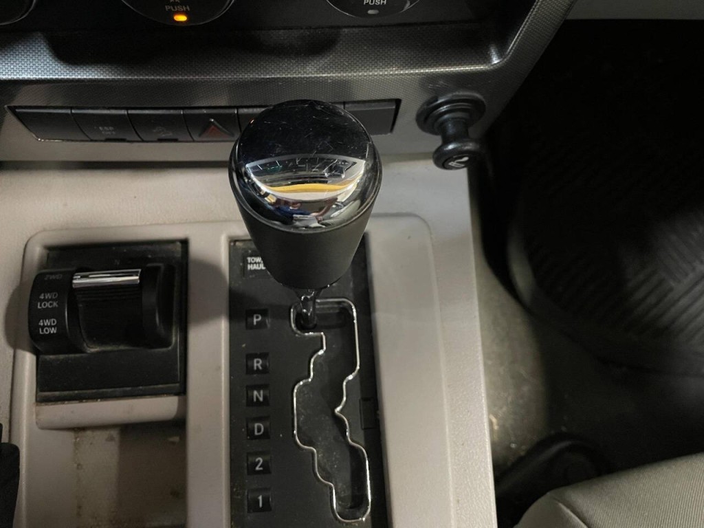 2008 Jeep Liberty Image 34