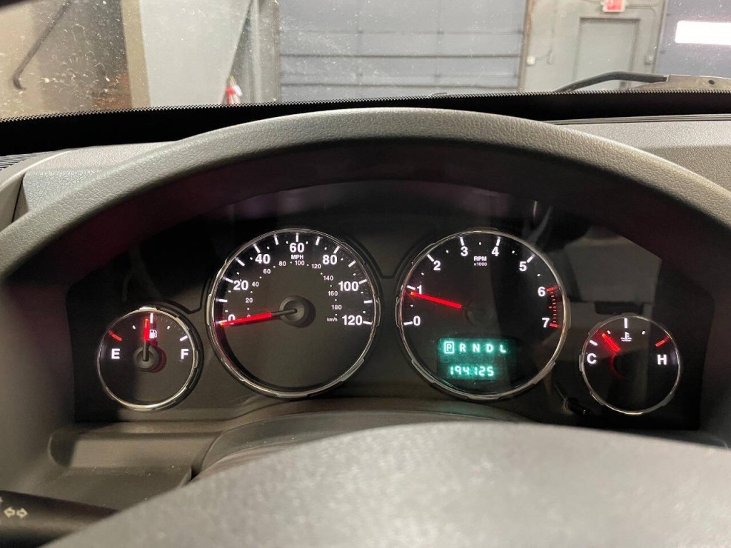 2008 Jeep Liberty Image 35