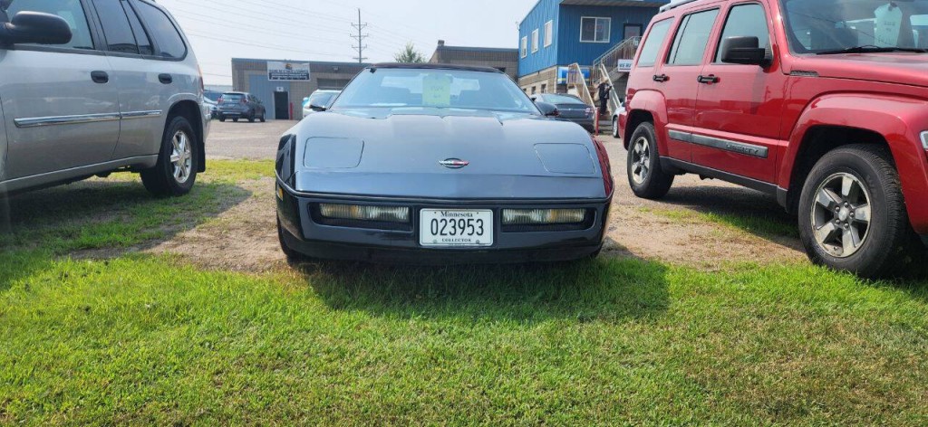 1989 Chevrolet Corvette Image 2