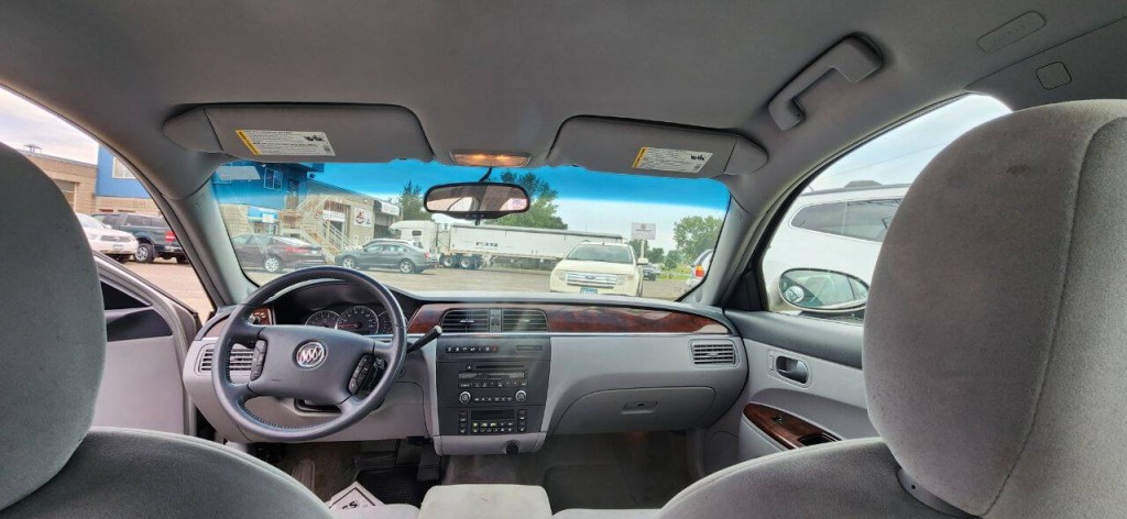 2007 Buick LaCrosse Image 10