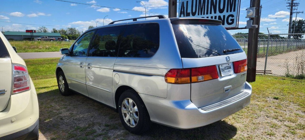 2004 Honda Odyssey Image 15