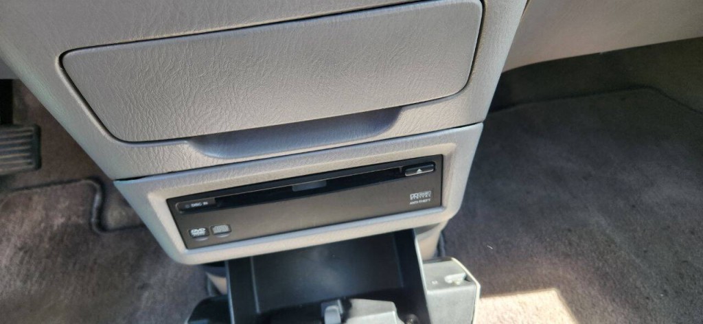 2004 Honda Odyssey Image 11