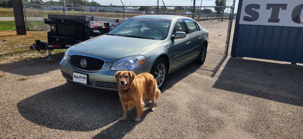 2006 Buick Lucerne Image 2