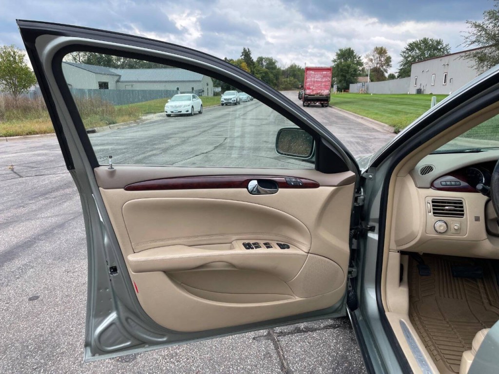 2006 Buick Lucerne Image 23