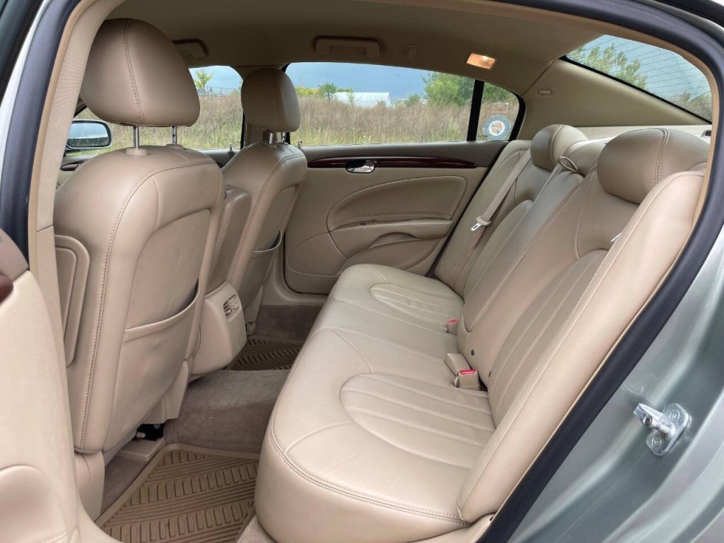 2006 Buick Lucerne Image 24
