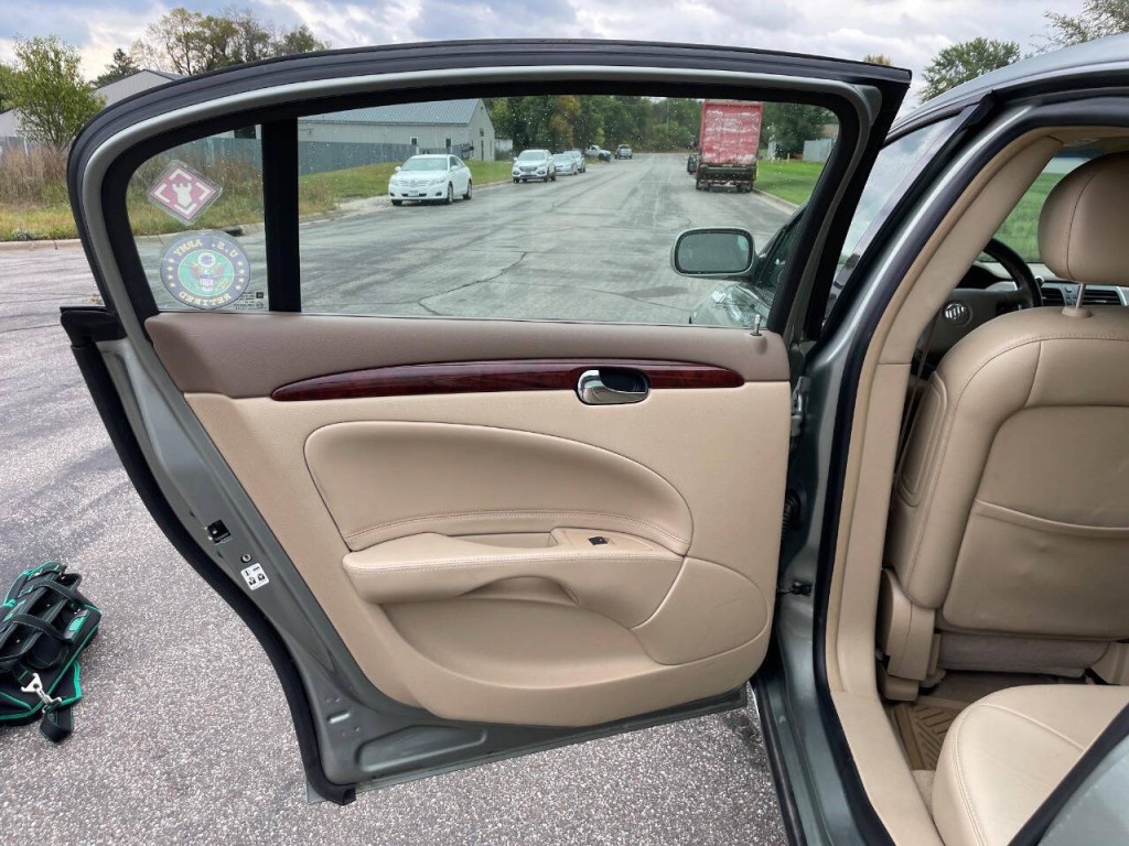 2006 Buick Lucerne Image 25