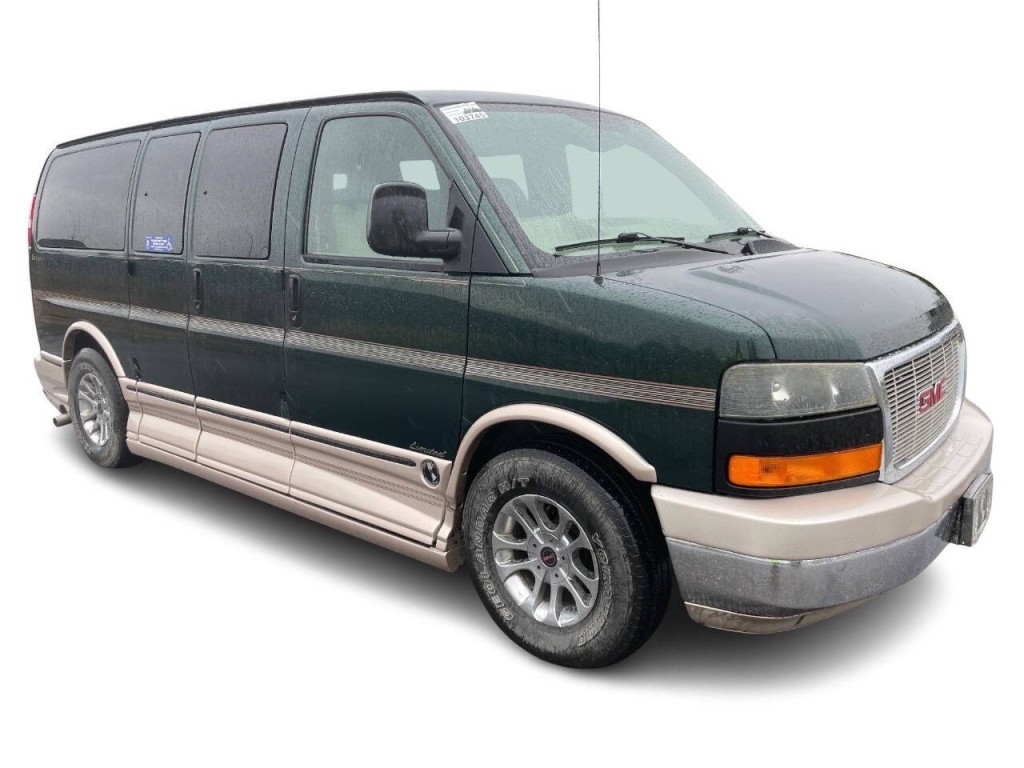 2004 GMC Savana Image 11