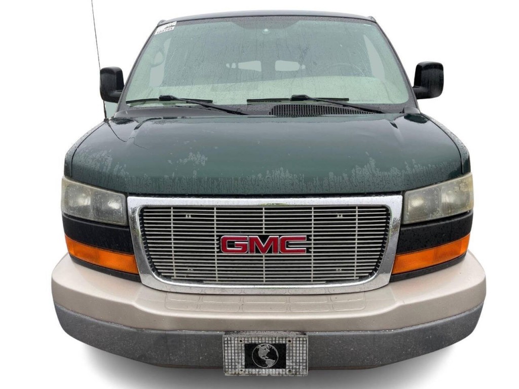 2004 GMC Savana Image 12