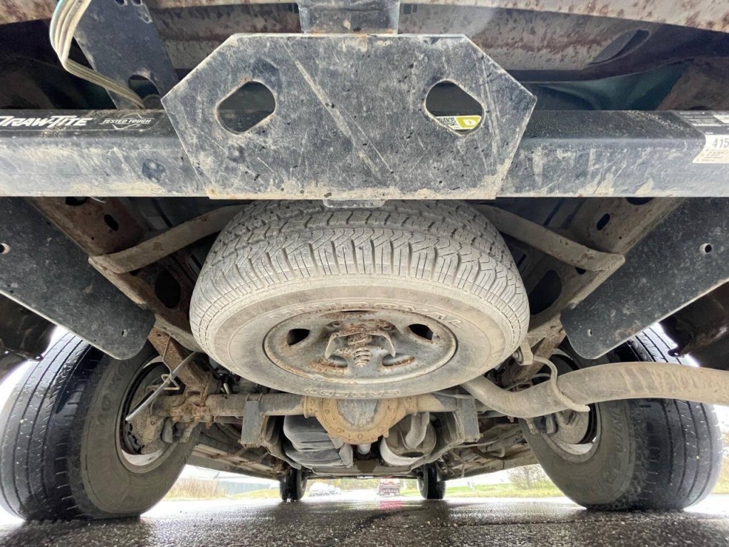 2004 GMC Savana Image 21