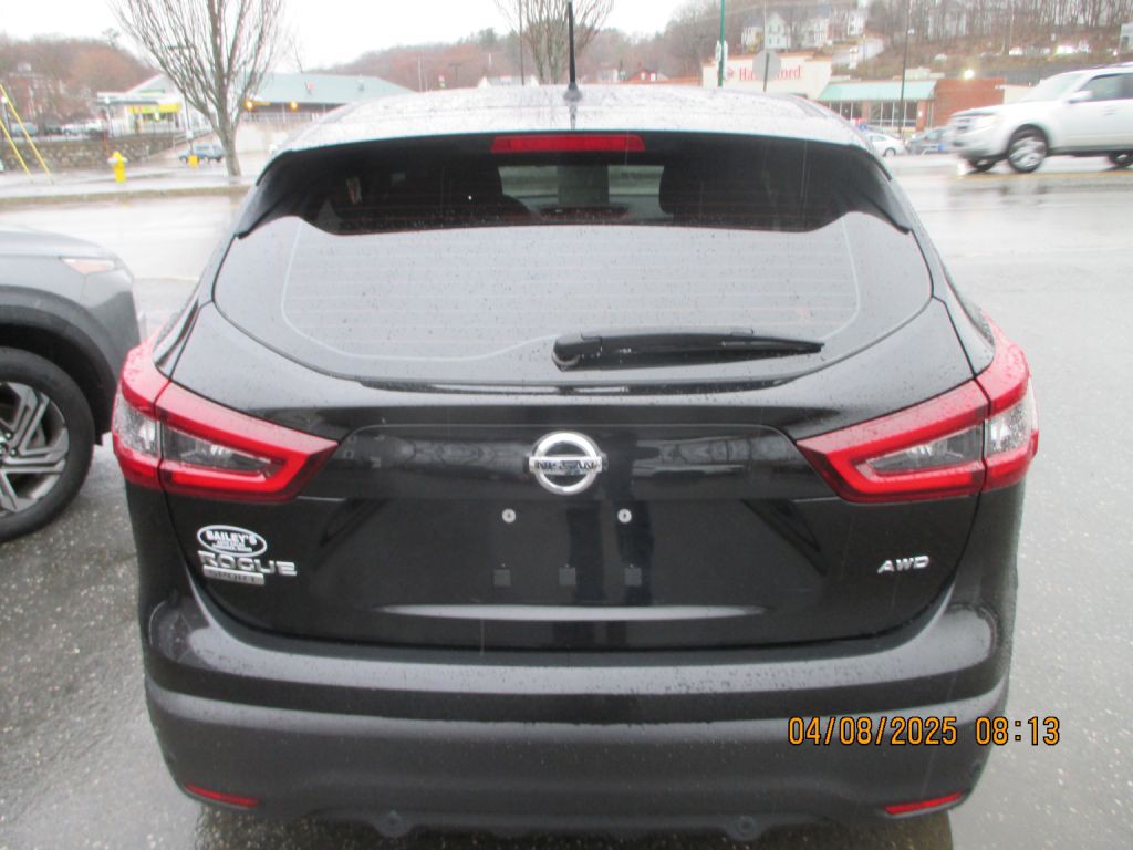 2022 Nissan Rogue Image 8