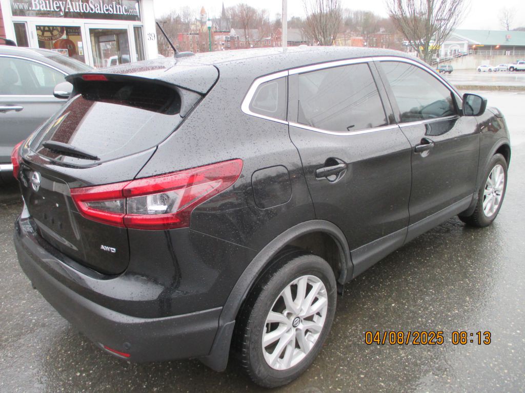 2022 Nissan Rogue Image 10