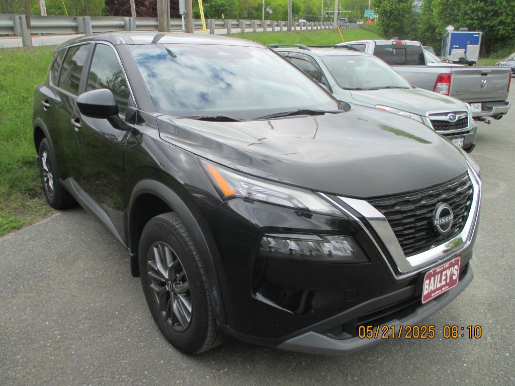 2023 Nissan Rogue Image 3