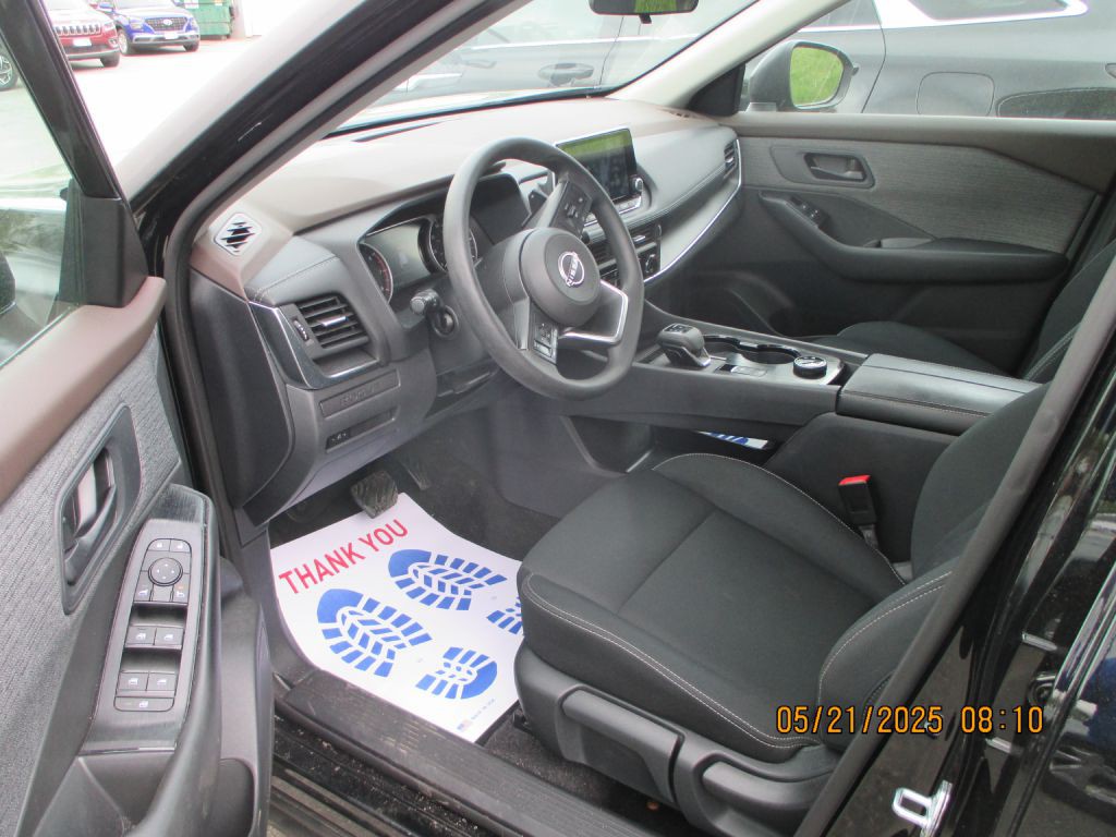 2023 Nissan Rogue Image 5