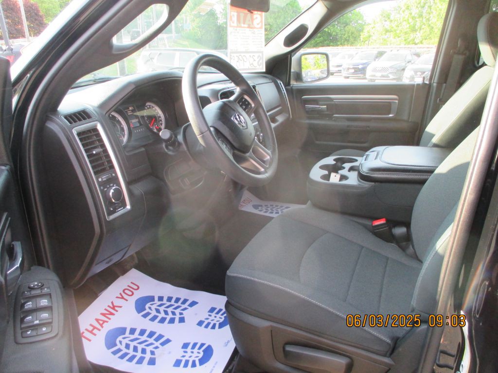 2022 RAM 1500 Image 4