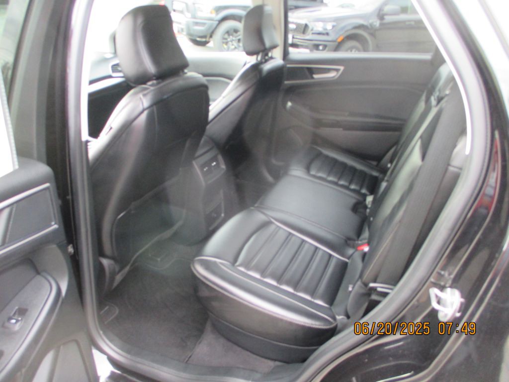 2023 Ford Edge Image 6