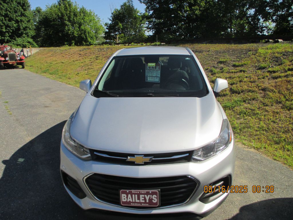 2018 Chevrolet Trax Image 2
