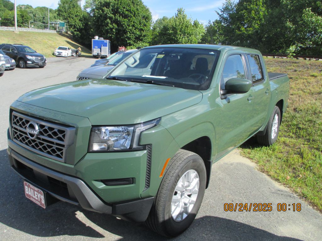 2022 Nissan Frontier Image 2