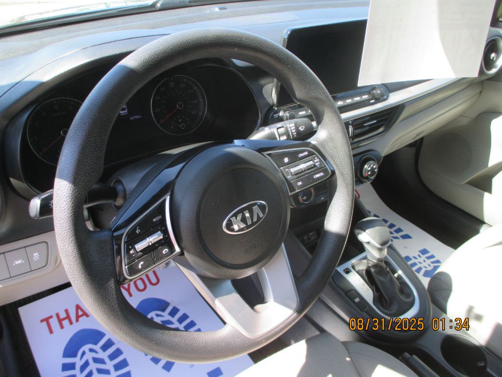 2021 Kia Forte Image 7