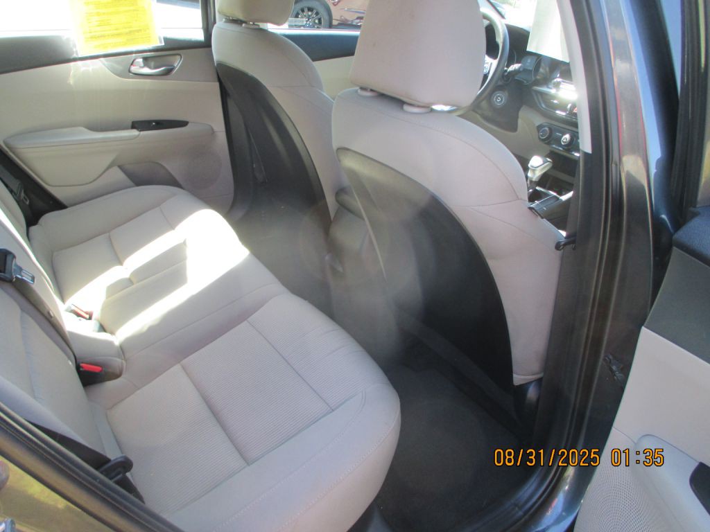 2021 Kia Forte Image 10