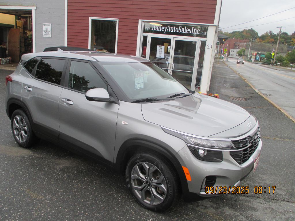 2024 Kia Seltos Image 1