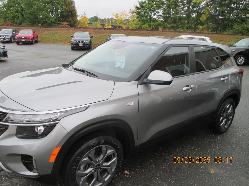 2024 Kia Seltos Image 3