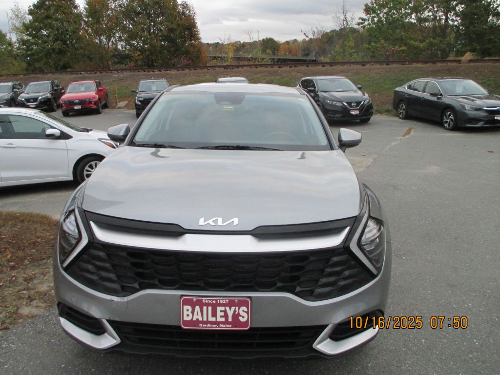 2023 Kia Sportage Image 3