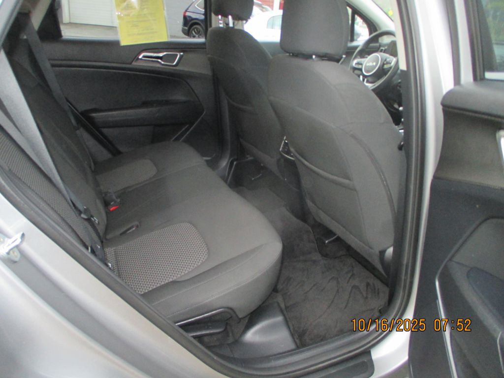 2023 Kia Sportage Image 13