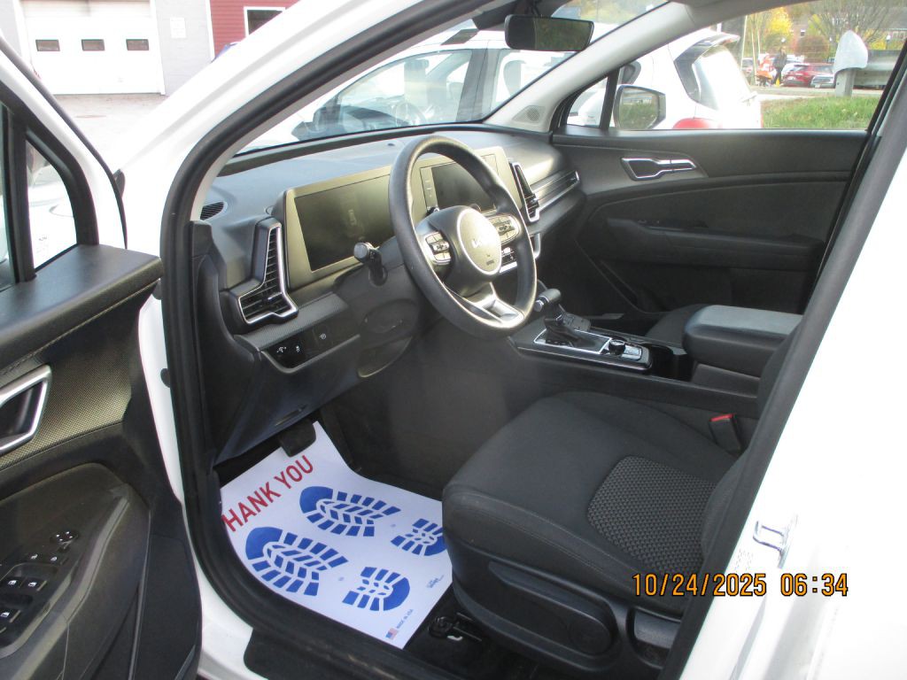 2023 Kia Sportage Image 4