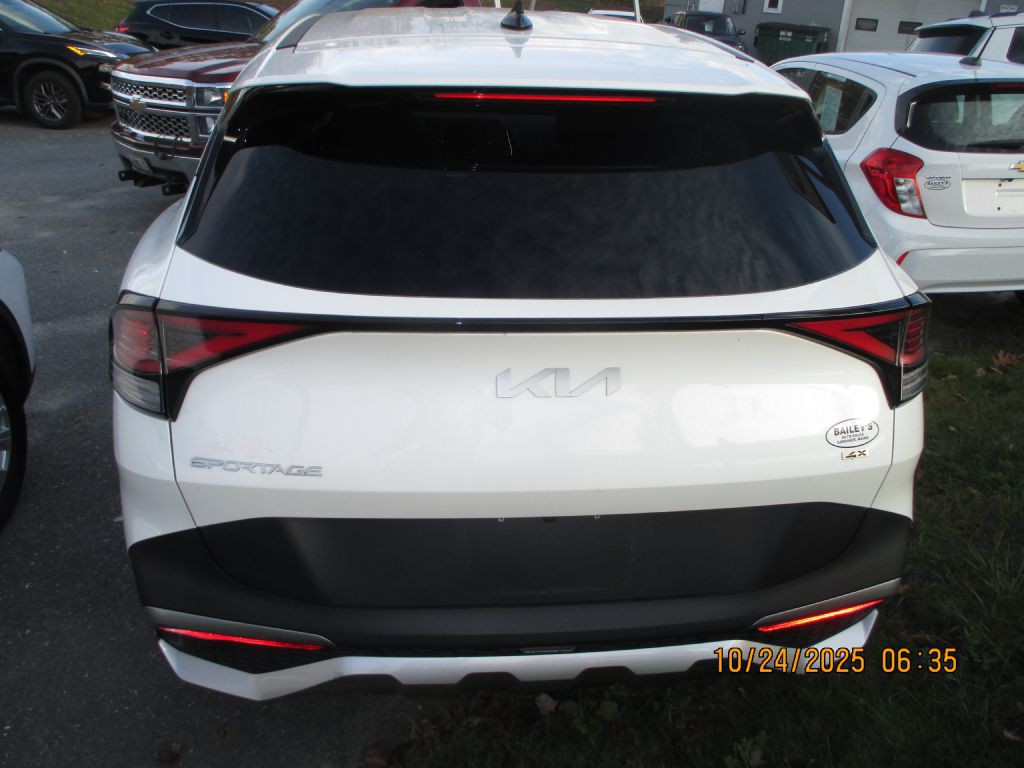 2023 Kia Sportage Image 7