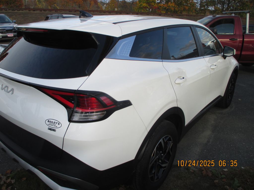 2023 Kia Sportage Image 9