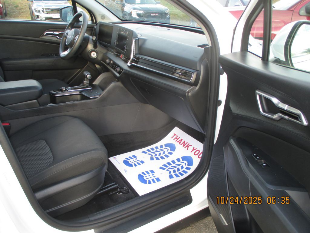 2023 Kia Sportage Image 11