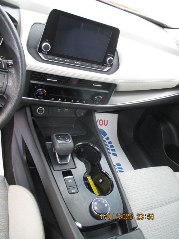 2023 Nissan Rogue Image 7