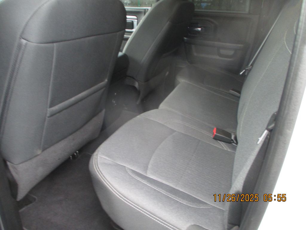 2022 RAM 1500 Image 8