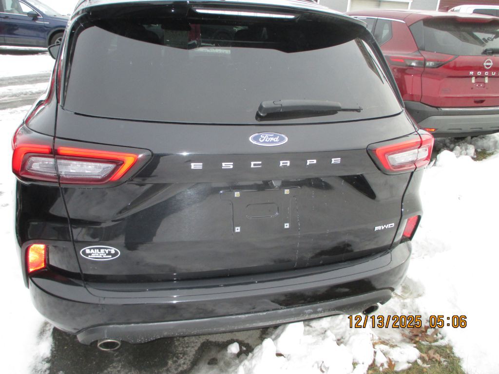 2024 Ford Escape Image 8