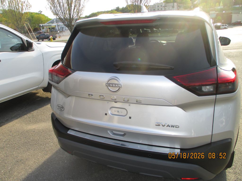 2023 Nissan Rogue Image 8