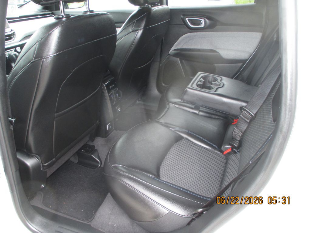 2023 Jeep Compass Image 9
