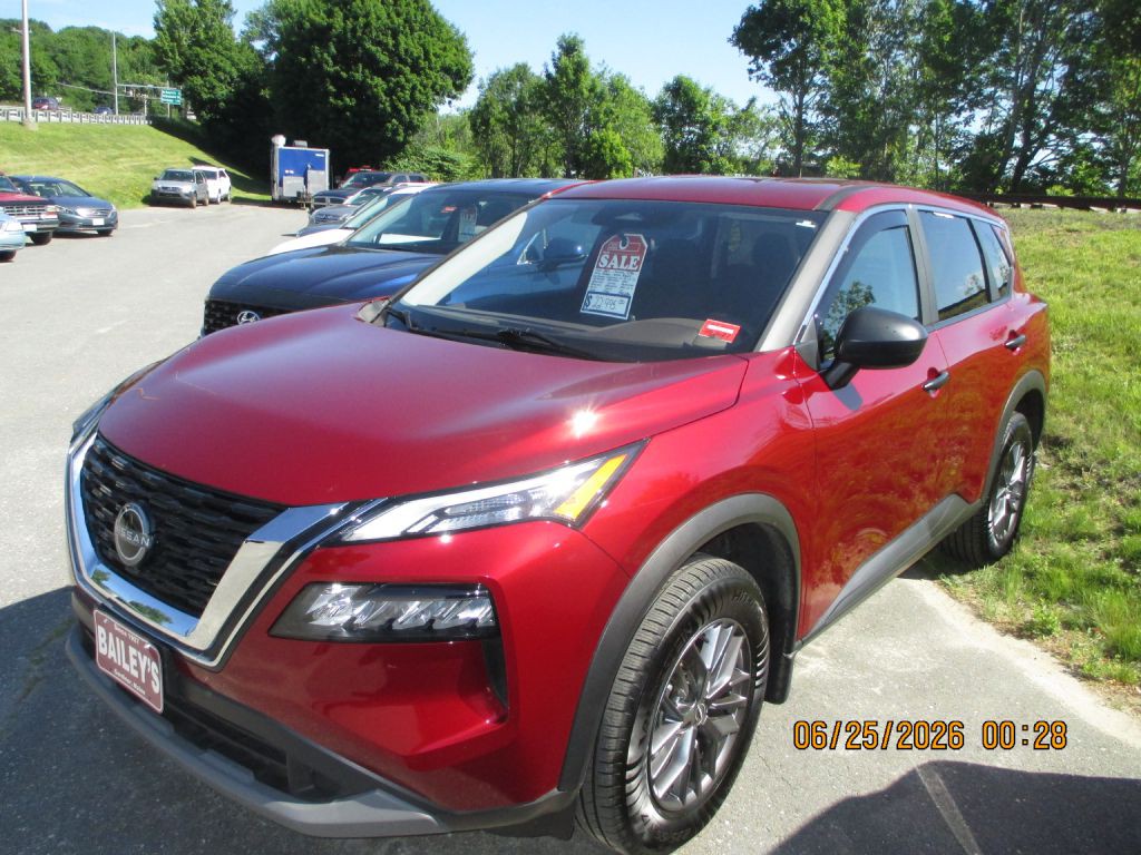 2023 Nissan Rogue Image 2