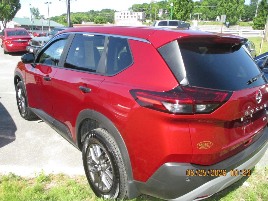 2023 Nissan Rogue Image 3