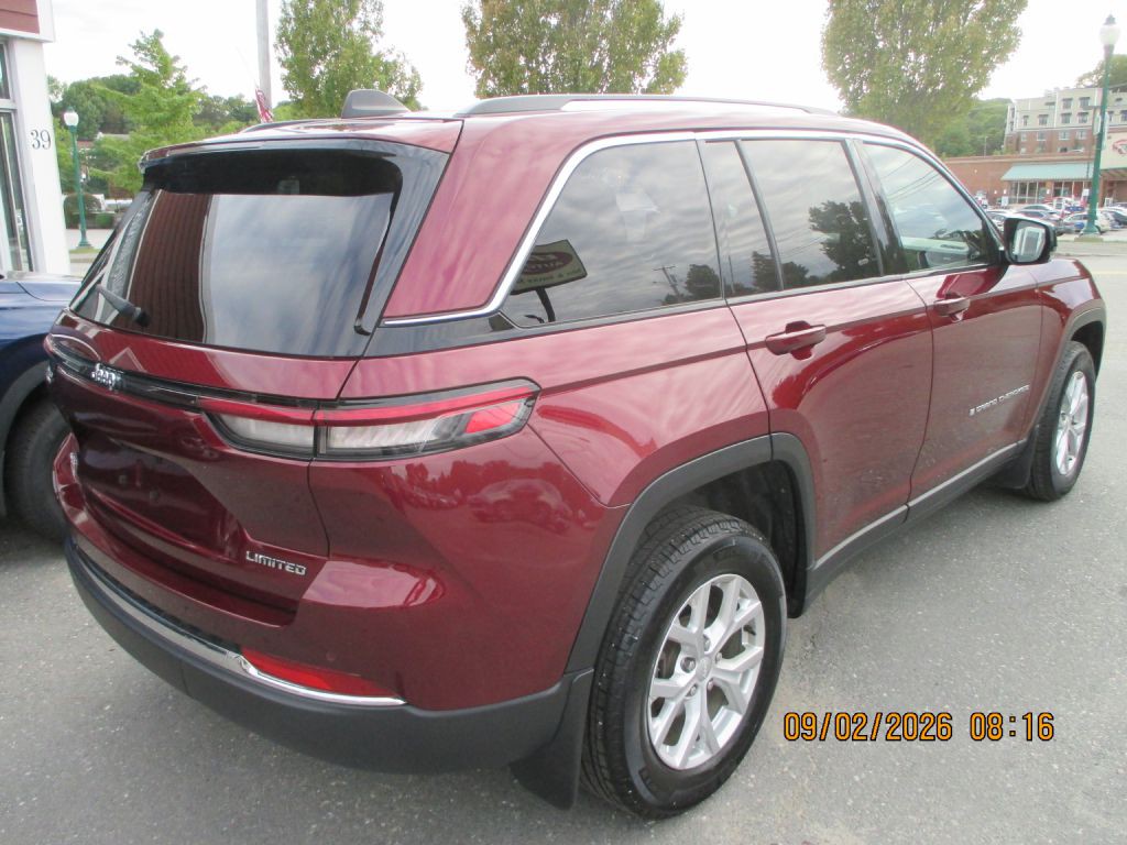 2023 Jeep Grand Cherokee Image 10