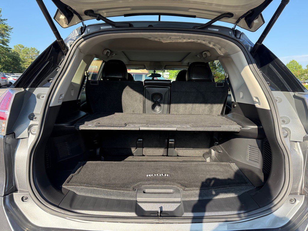 2016 Nissan Rogue Image 13