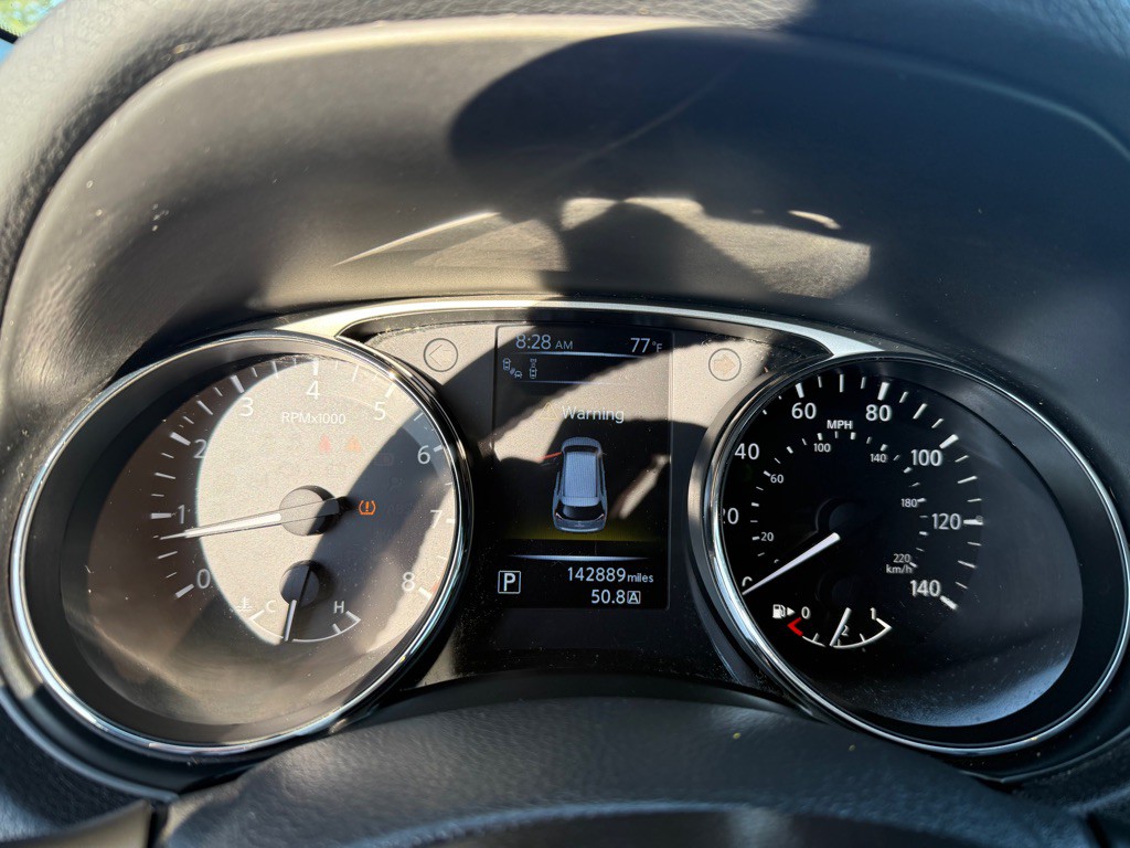 2016 Nissan Rogue Image 17
