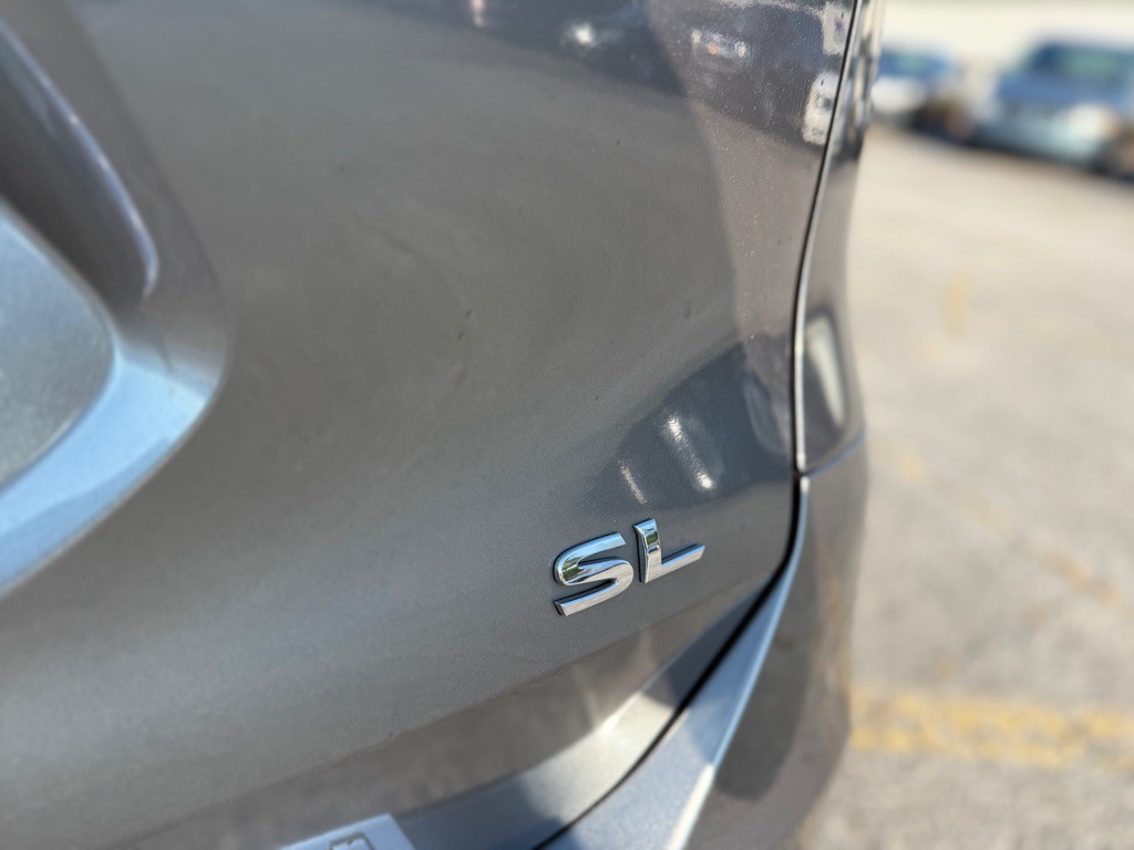 2016 Nissan Rogue Image 23